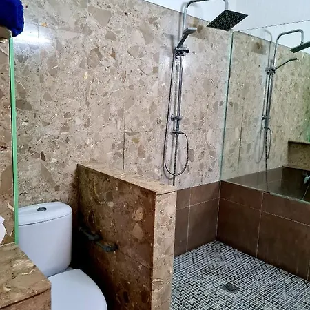 Barandas Кальяо-Сальвахе