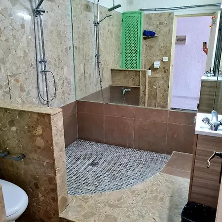 Apartment Barandas