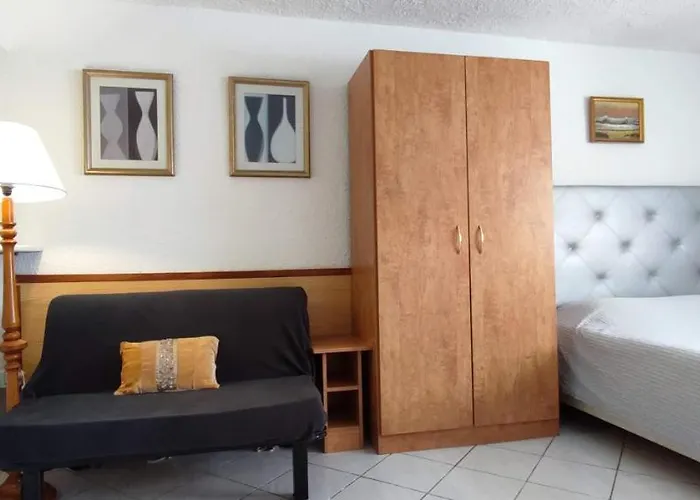 Barandas 卡亚俄萨尔瓦赫